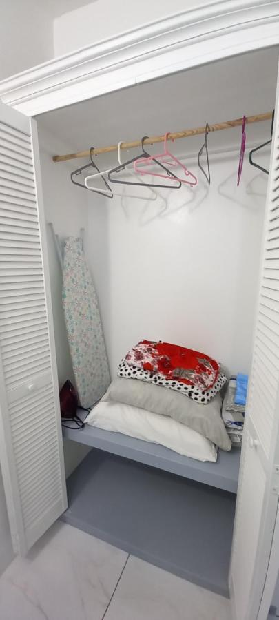 Appartement Cozy Vacation Retreat With Free Parking à Roseau Extérieur photo